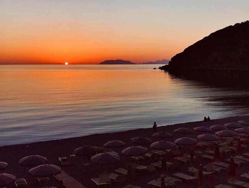 Vista Eolie Milazzo- Apartments Екстериор снимка