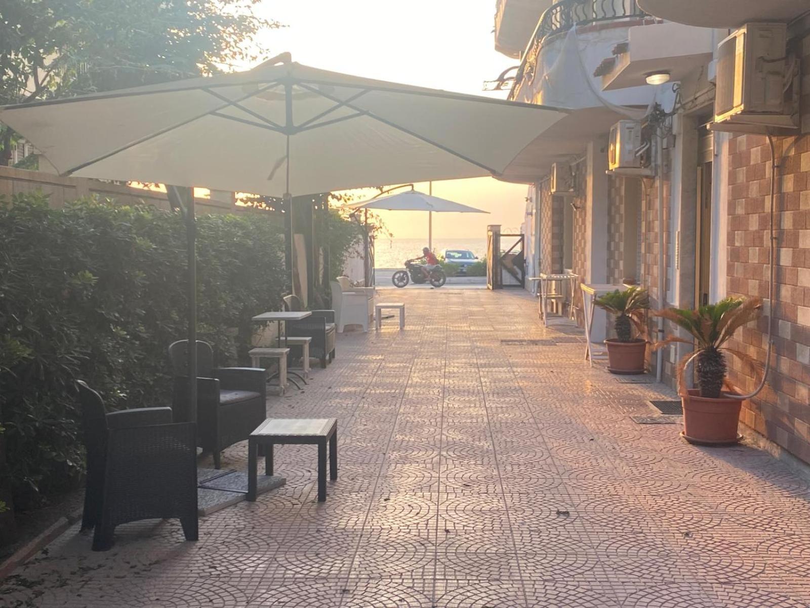Vista Eolie Milazzo- Apartments Екстериор снимка