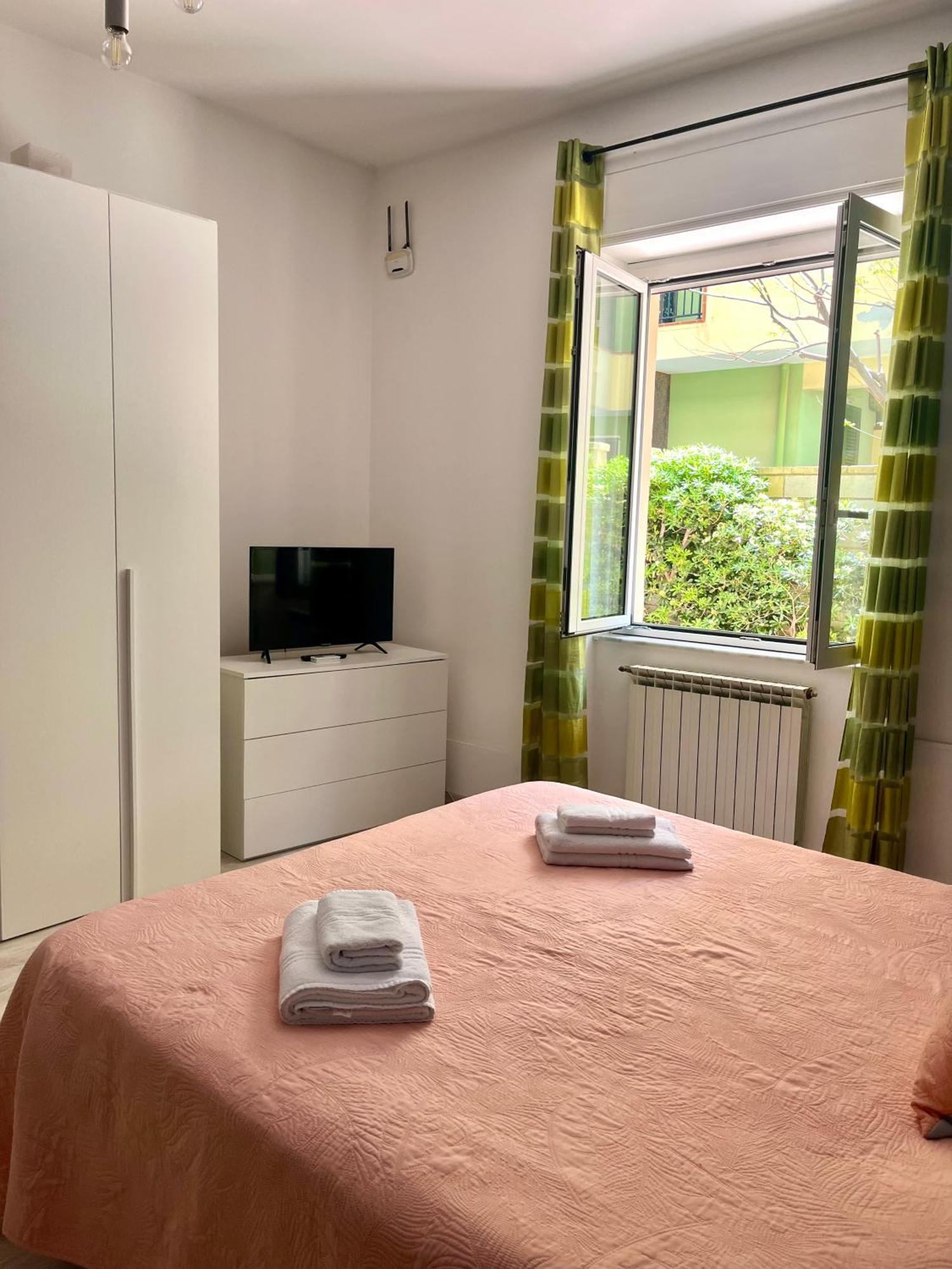 Vista Eolie Milazzo- Apartments Екстериор снимка